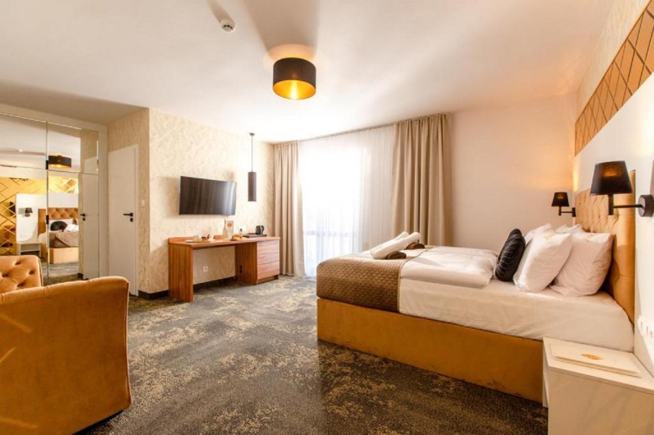 Promocje Amber Park Spa Нєхоже Екстер'єр фото