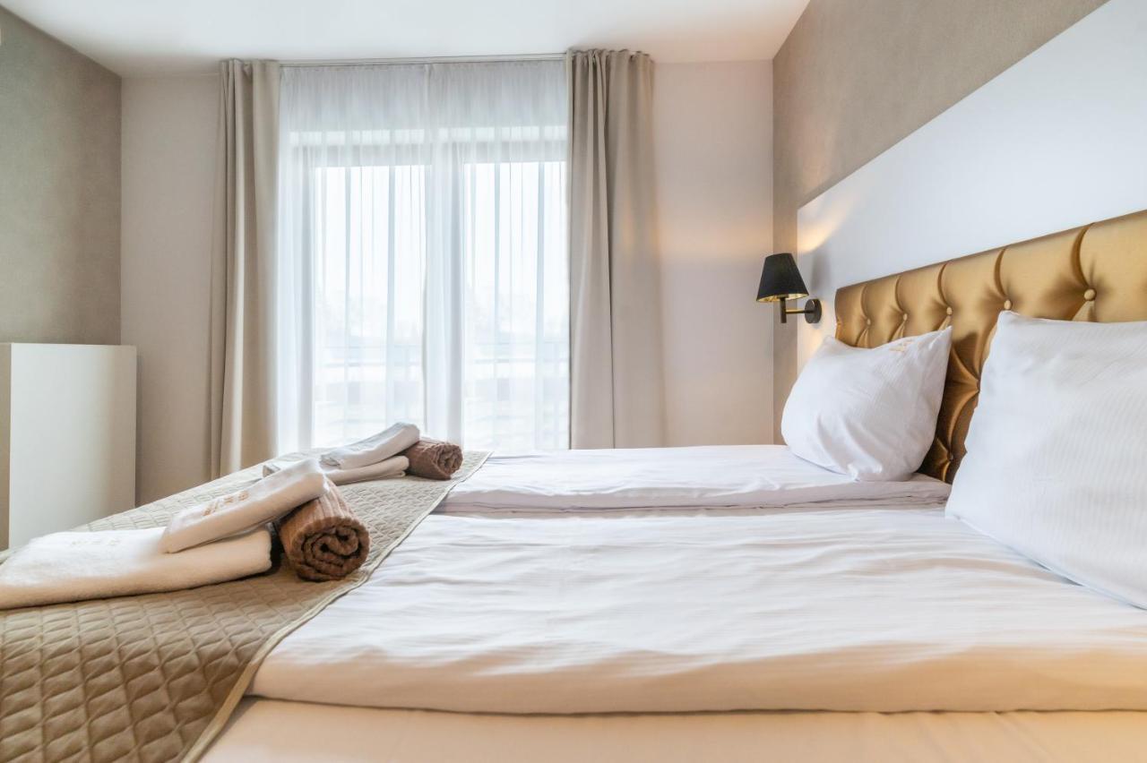 Promocje Amber Park Spa Нєхоже Екстер'єр фото